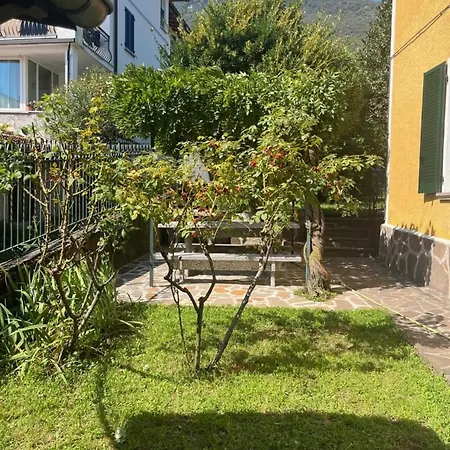 Appartamento Casa Gialla Gera Lario